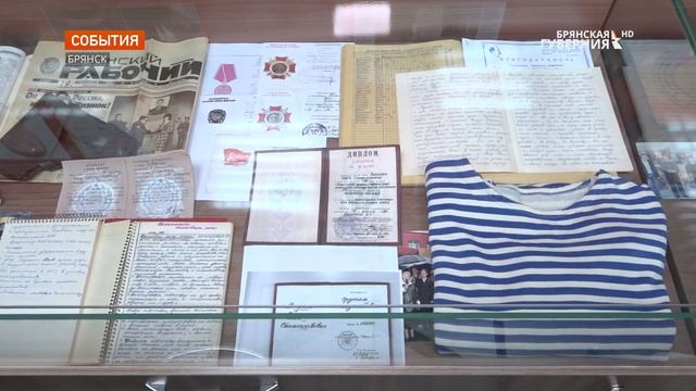 На Брянщине почтили память Героя России Олега Визнюка смотреть онлайн