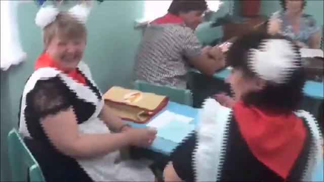 Поздравление с Днем Учителя от МБОУ СОШ им. М.Н. Загоскина с. Рамзай смотреть онлайн