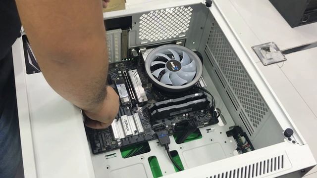 Deepcool Matrexx50 White I7 10700 1660 Asrock B650 PRO4 AirCooler Aerocool Core Plus смотреть онлайн
