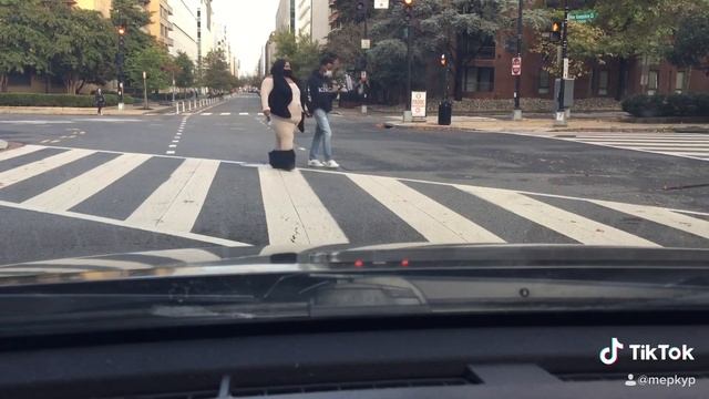 По Чехову «Толстый и тонкий» смотреть онлайн