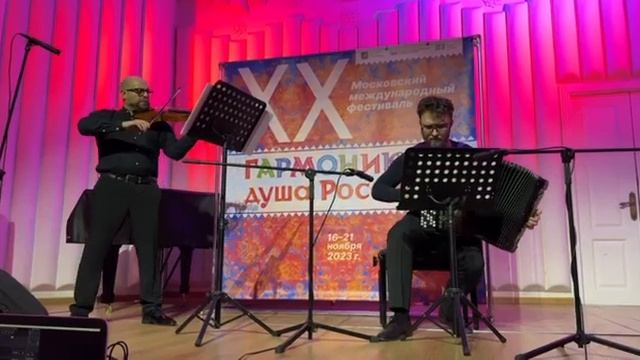 Супер исполнение известного произведения Фрица Крейслера Прелюдия и Аллегро в стиле Пуньяни смотреть онлайн