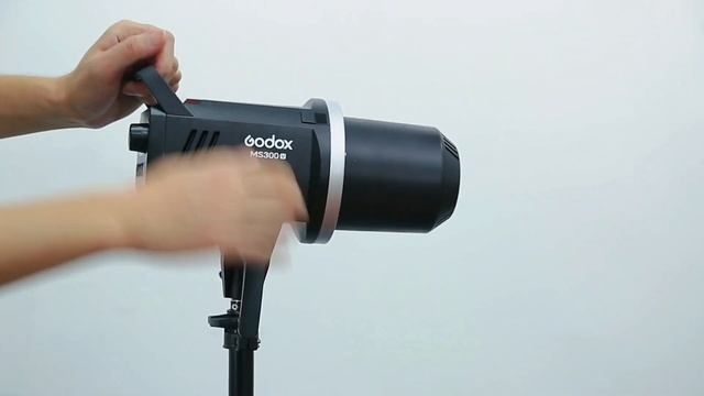 Godox MS200V/MS300V Studio Flash Strobe Light | Unboxing & Operation Tutorial смотреть онлайн