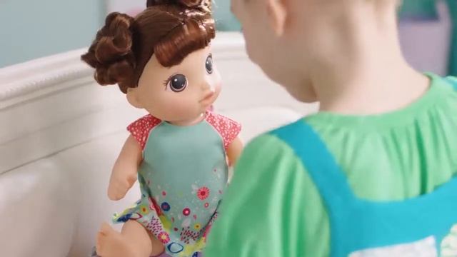 Интерактивная кукла Baby Alive "Танцующая малышка: Шатенка" E0610RS0 смотреть онлайн