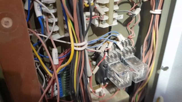 Лютый колхоз ОТ ЗАВОДА с охраной шахты лифта смотреть онлайн