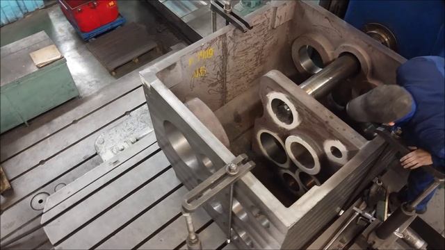 Механообрабатывающий цех "Састы" - обработка корпуса шпиндельной бабки СА1800.mp4 смотреть онлайн