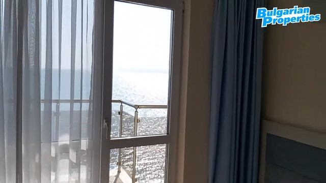 Мезонет с прекрасна морска панорама в комплекс Royal Bay смотреть онлайн