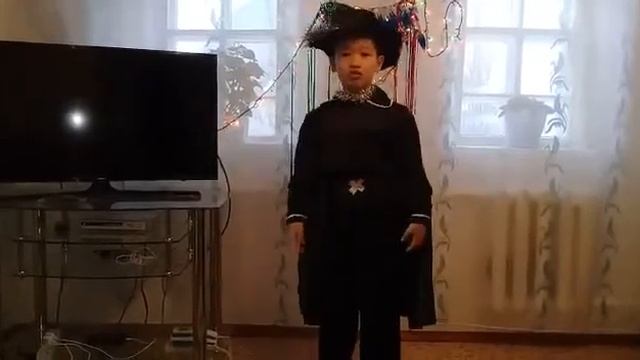 Валентин Берестов "Новогоднее происшествие" смотреть онлайн