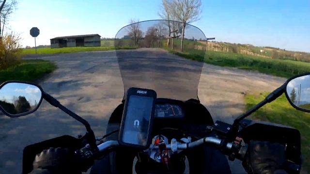 Honda Varadero 125 - First ride after winter. смотреть онлайн