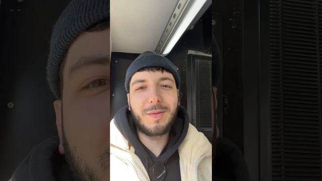 Еду по делам. Пообщаемся ? смотреть онлайн