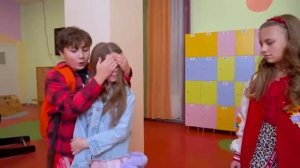 АМИНА ПРИВЕЛА НОВЕНЬКУЮ В КАМПУС! ПЛОХИЕ ПАРНИ ВСЕХ ДОСТАЛИ! УЧИЛКА ЙОГИ НАКАЗАЛА