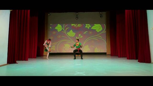 Сюжетный танец. Русский народный танец.Folk dance. Дуэт смотреть онлайн