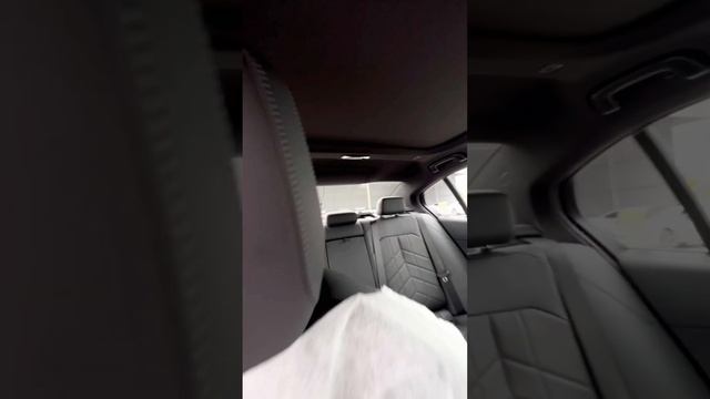 Новая BMW 5 series G60. Везем еще одну в Краснодар смотреть онлайн