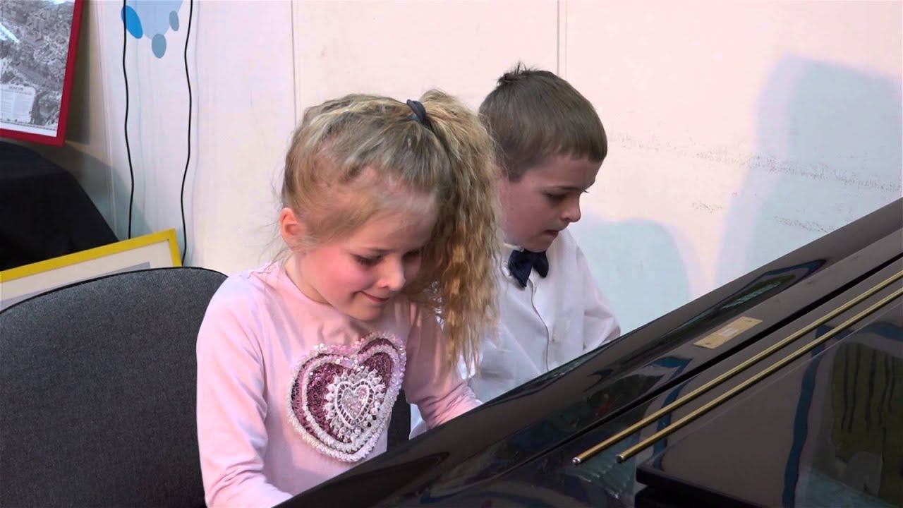 Манфред Шмитц. Танцуем буги. смотреть онлайн