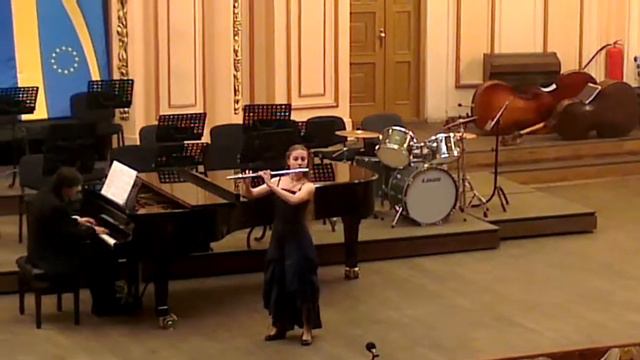 Isabelle Thiele - Francois Devienne - Flute Concerto 4, I - Lviv Philharmony смотреть онлайн