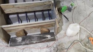 Бетонная лестница с забежными ступенями своими руками Ч.2