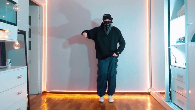Crip Walk tutorial 2023??? #cwalk #bwalk #dance #tutorial #шаффл #footwork #танцы #shuffle смотреть онлайн