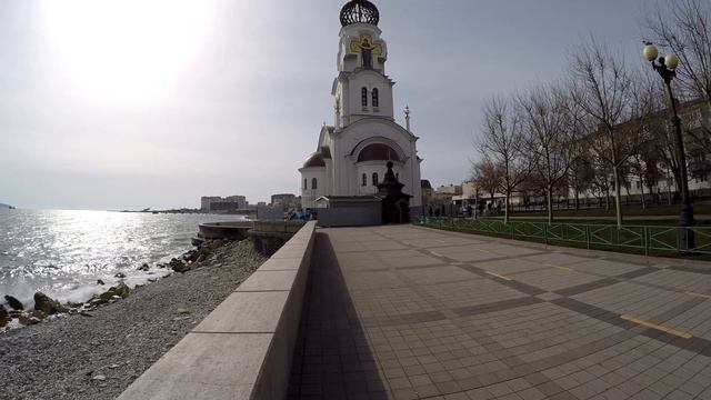 Весна в Новороссийске, сквер имени Черняховского Новороссийск 09.03.2019. смотреть онлайн