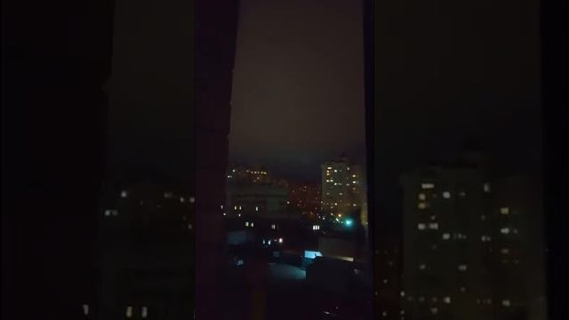 НЛО на Оболони 15-11-2021 около 22 : 00 по Киеву смотреть онлайн