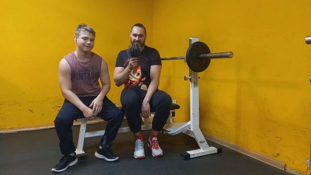 Прогресс в жиме лежа от Никиты смотреть онлайн