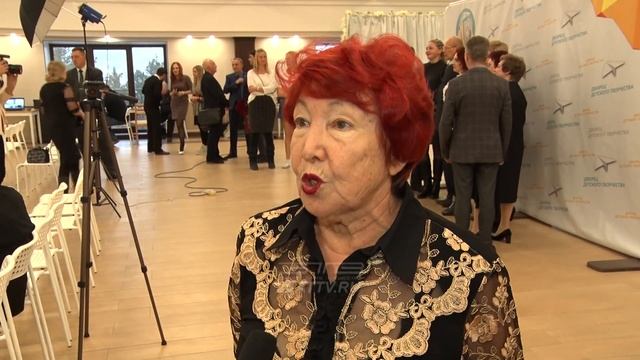 В этом году 95-летний юбилей отмечает «Дворец детского творчества» смотреть онлайн