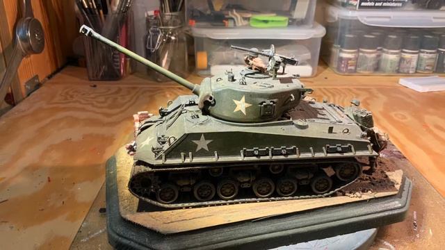 Tamiya Sherman Tank смотреть онлайн