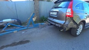 Honda CR-V один из способов установки фаркопа на авто с бампером Mugen.