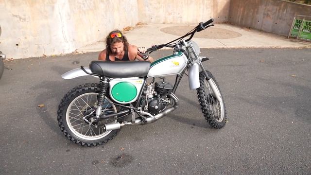 FIRST YEAR ELSINORE 125 1974 Honda CR125M смотреть онлайн