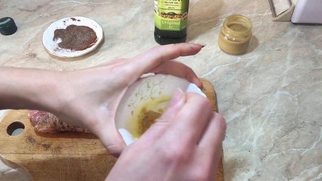 СОЧНАЯ СВИНИНА В ДУХОВКЕ! Рецепт приготовления! смотреть онлайн