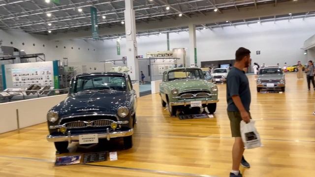 Экскурсия по музею Toyota в Японии! Собираем Mark II на заводе! Легендарные автомобили Японии! смотреть онлайн