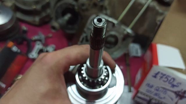 Коленвал Crank Shaft скутер Gy6-50 139 QMB смотреть онлайн