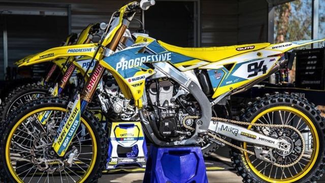Ken Roczen Signs With Suzuki смотреть онлайн