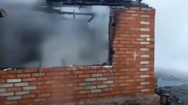 Последствия пожара, из-за которого многодетная семья осталась без жилья смотреть онлайн