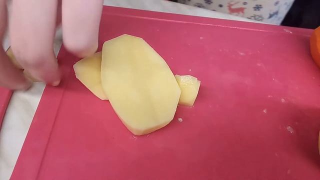 Суп с фрикадельками.