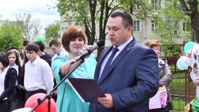Последний звонок в Большеврудской школе смотреть онлайн