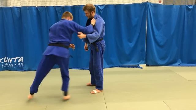Дзюдо. Бросок подхватом. Judo. Uchi mata throw. Ashi waza смотреть онлайн