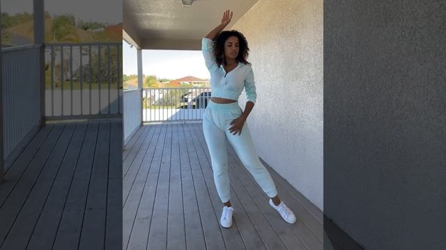 La Alemana Quedate Bachata Challenge смотреть онлайн