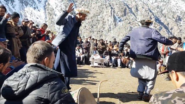 Gilgit baltistan culture dance on shina bazmi hareep ll GB songs смотреть онлайн