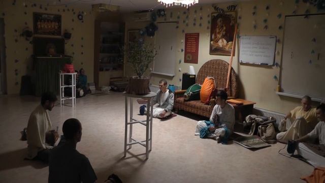 джапа медитация в алтарной / japa meditation in the temple room 12.2016 смотреть онлайн