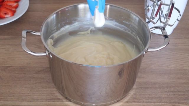 KAŞIK KAŞIK YEDİM LEZZETİNE DOYAMADIM😋 Tepside Magnolia Tarifi смотреть онлайн