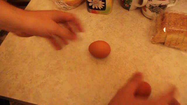 Лайфхак: как отличить варенное яйцо от сырого смотреть онлайн