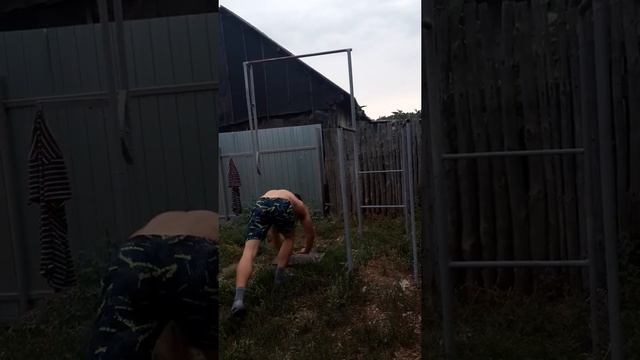 ТРЕНИРОВКА ГРУДНЫХ МЫШЦ СО СВОИМ ВЕСОМ смотреть онлайн