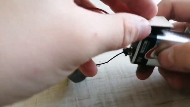 Машинка из моторчика от DVD. Сможет сделать каждый? смотреть онлайн