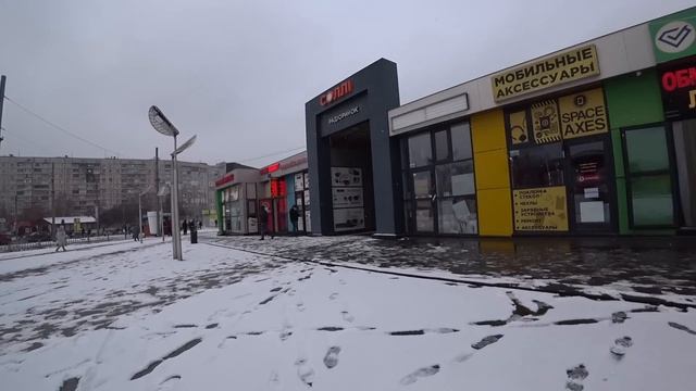 Я этого долго ждал...Харьков Салтовка сегодня 2 02 23Круглый рынок метро Героев Труда Пешая прогулк