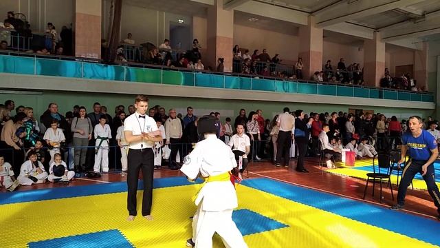Киокушин.х. чемпионат Николаева 08.02.2019. первый бой смотреть онлайн