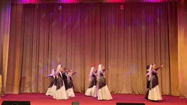 Ансамбль Новруз - давлури - картули смотреть онлайн