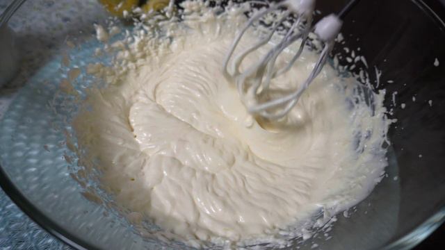 Weihnachtskuchen mit Spekulatius! Ohne backen! Käsekuchen mit Boden смотреть онлайн