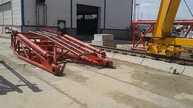 Сборка гусеничного крана Liebherr  LR 1750/2 смотреть онлайн