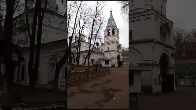 Храм свв Петра и Павла, куда привозят нашу газету 