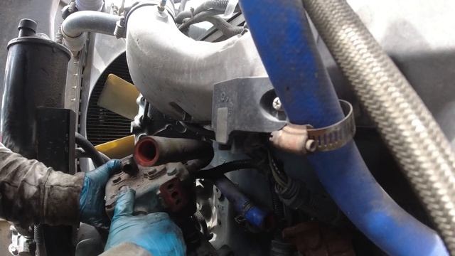 Como cambiar el compresor de aire en camiones freightliner con motor Detroit 12.7 смотреть онлайн