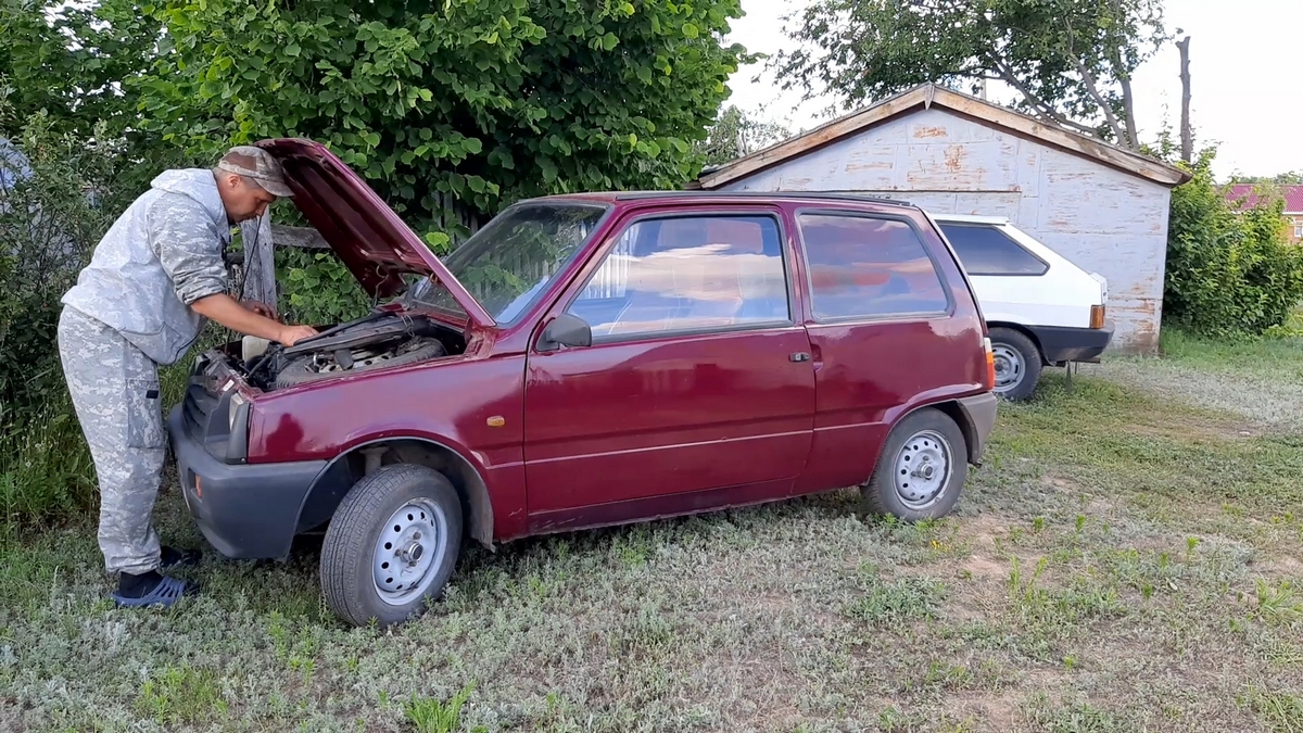 Ока ВАЗ 1113 плохой запуск двигателя на горячую.mp4